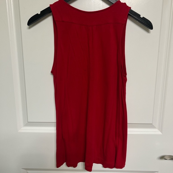 Charming Charlie V-Neck tank size Small - Picture 4 of 8